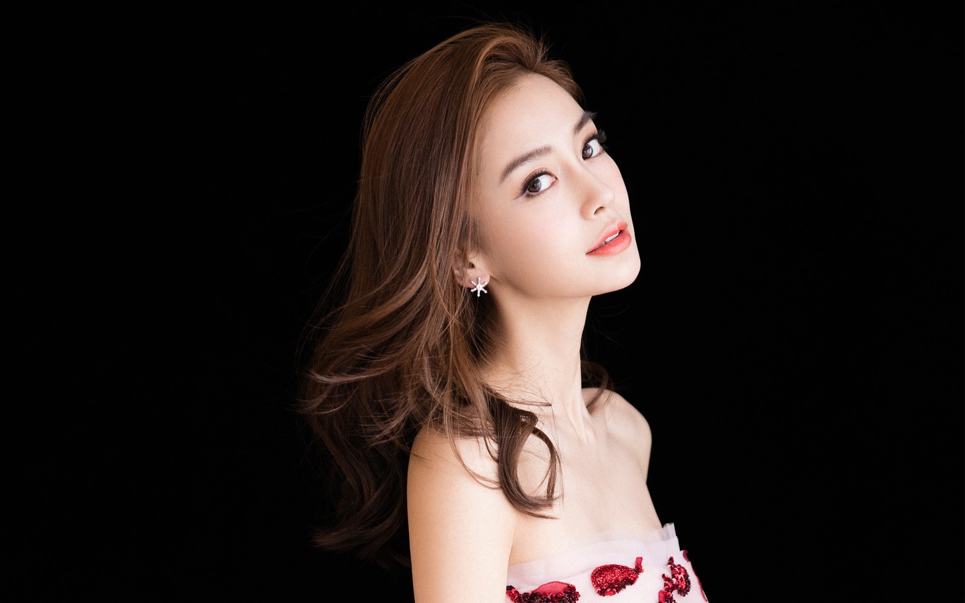 国际乒联巡回赛中国选手包揽男单前四名，国际乒联世界巡回赛总决赛参赛选手