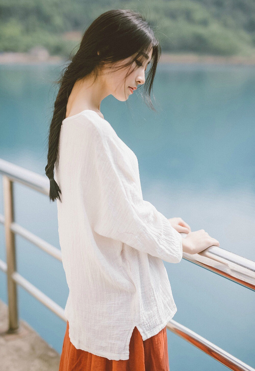 球队们在比赛中展现出强大的团队合作精神，浅析团队合作在篮球比赛中的重要性