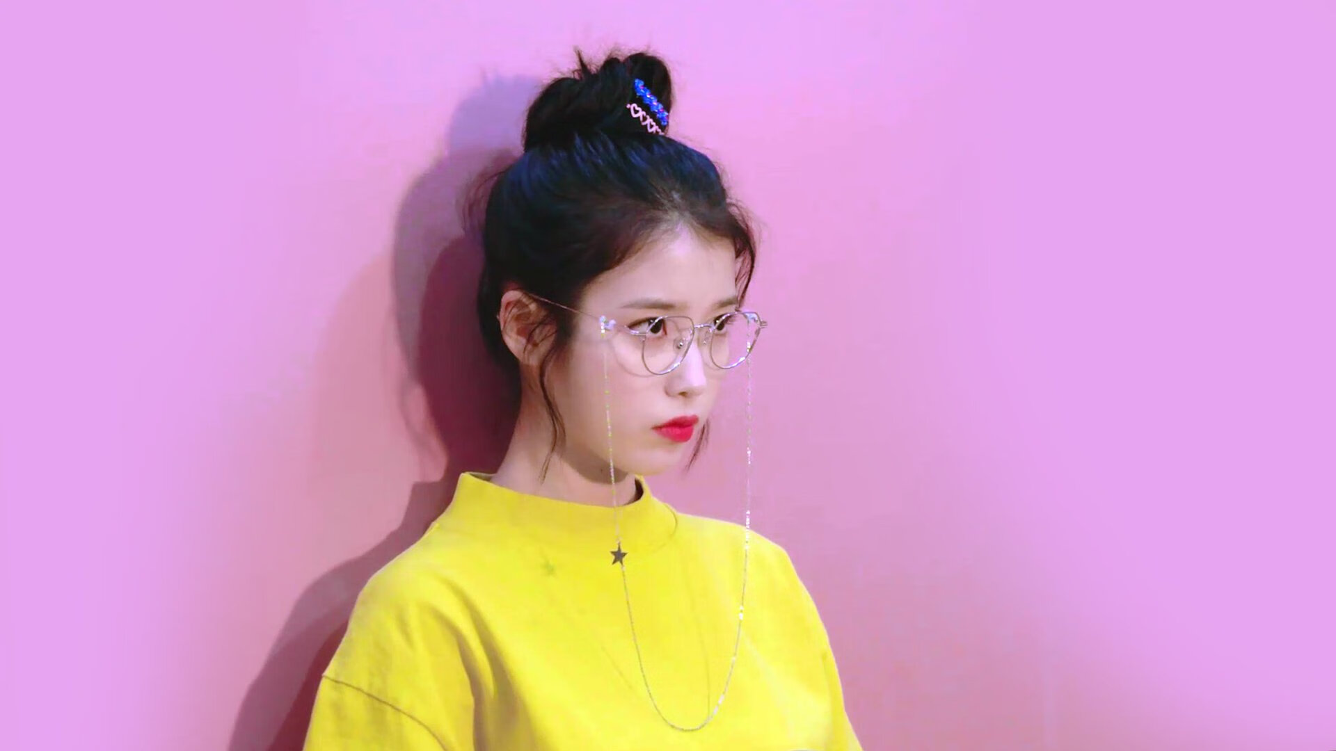 足球运动员多面性：体育、娱乐、公益三者结合，足球运动员对身体的要求