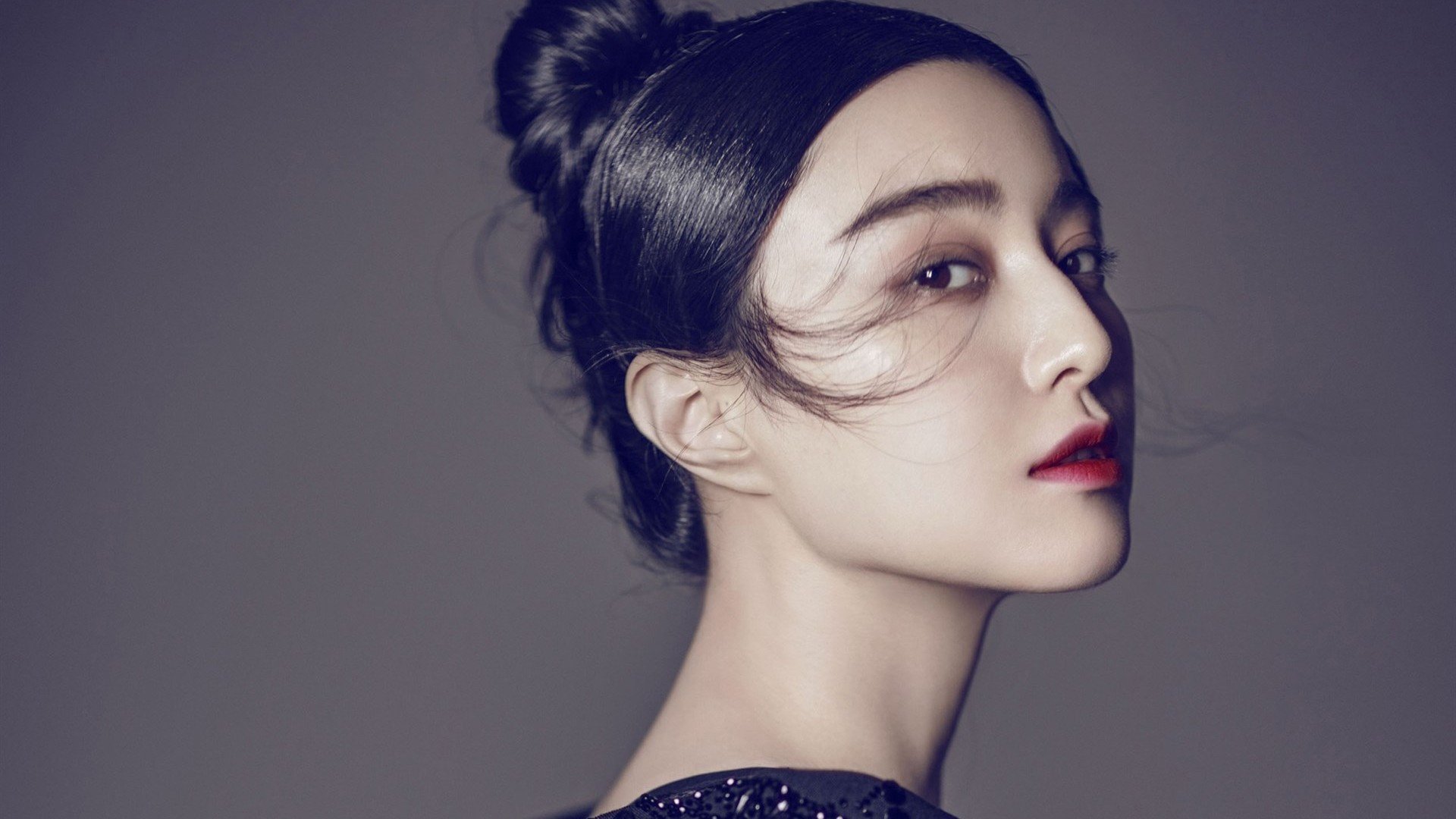 开云官方网页登录-“快艇冲浪：速度与自由的完美碰撞在东三叉湖展开”