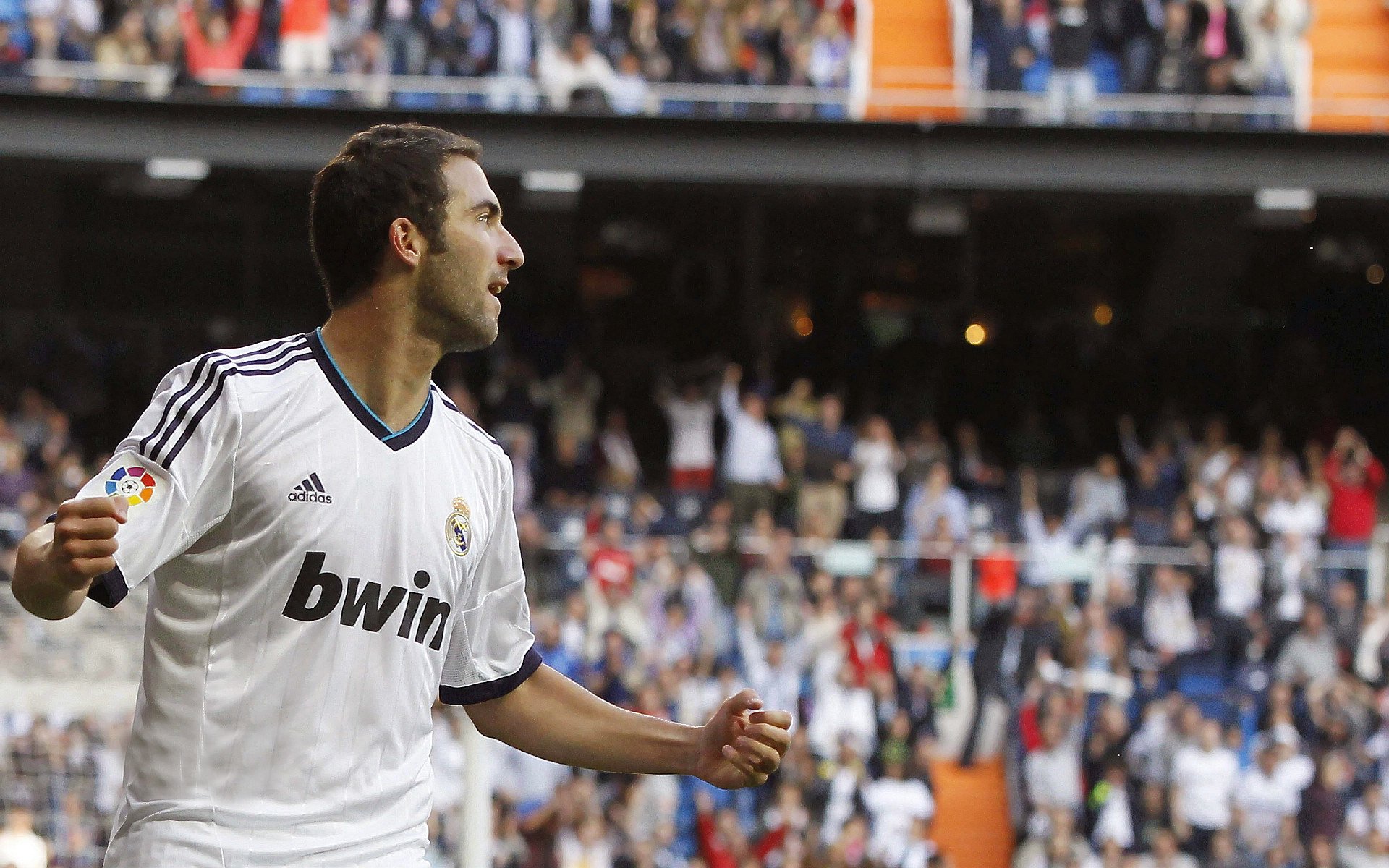 博卡防守站位紧凑，但转移速度慢，博卡vs竞技实时比分